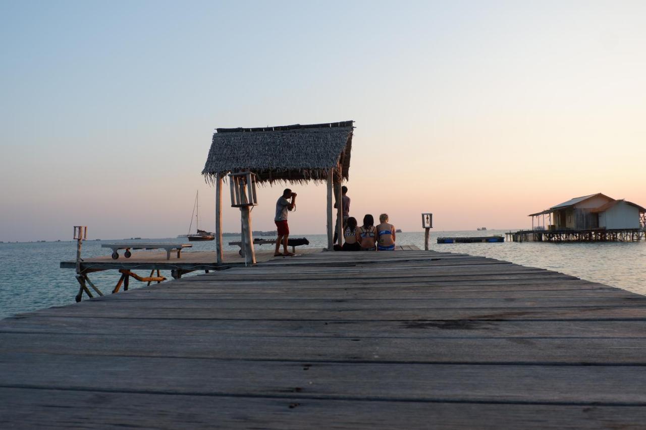 Mangrove Inn Karimunjawa Exterior foto