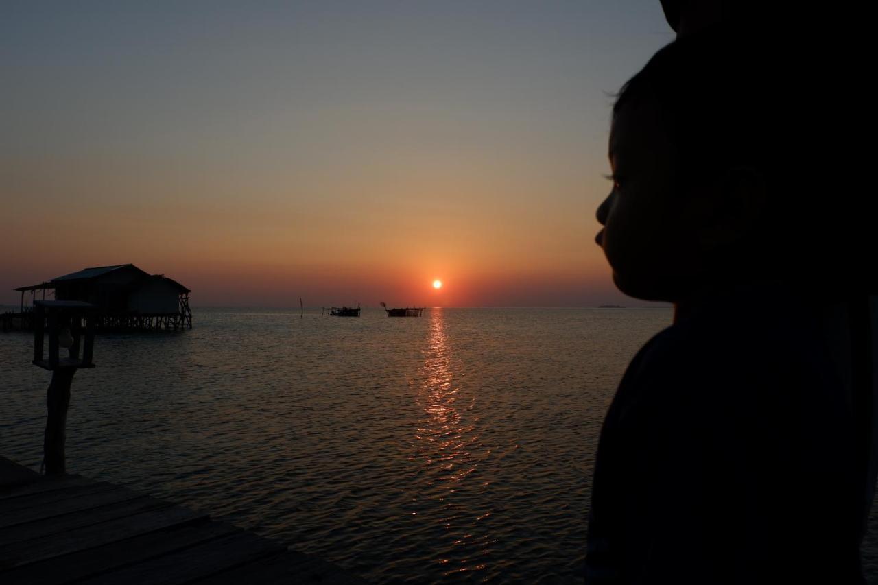 Mangrove Inn Karimunjawa Exterior foto